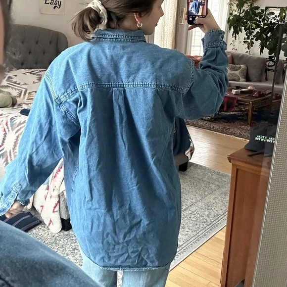 Croft & Barrow Classic Blue Denim Shirt - Picture 2 of 3